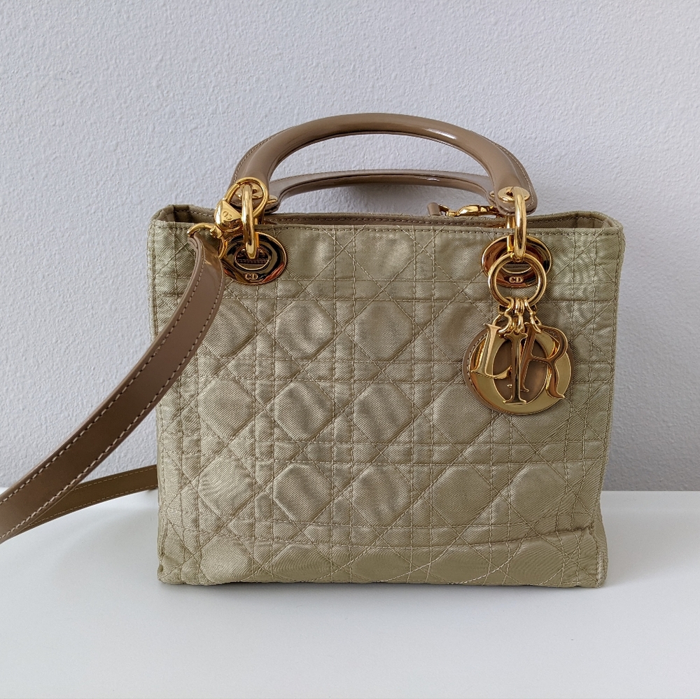 Lady Dior bag - Picture 11 of 16
